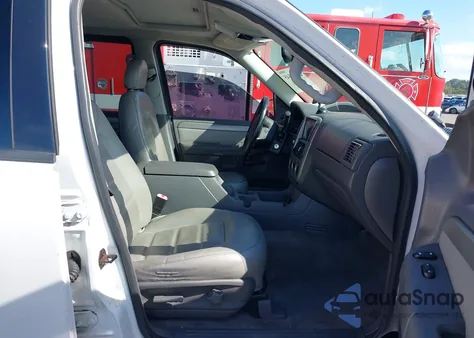 2004 Ford Explorer Nbx/Xlt из США, поврежденный, VIN 1FMZU73W74ZA17055